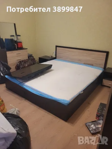 продавам спален комплект и гардероб с 5 врати, снимка 2 - Спални и легла - 55530450