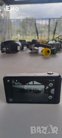 Цифров фотоапарат Samsung Galaxy, снимка 3 - Фотоапарати - 54788776