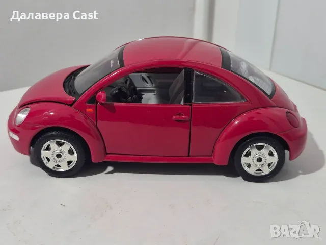 1/24 Volkswagen New Beetle Bburago Italy , снимка 5 - Колекции - 55426924