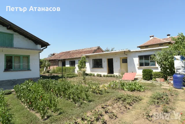 Продавам къща в с. Лепица. На 8 км. от гр . Червен бряг , снимка 8 - Къщи - 55657996