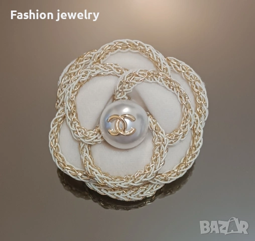 Брошки  Chanel, снимка 5 - Други - 54646539