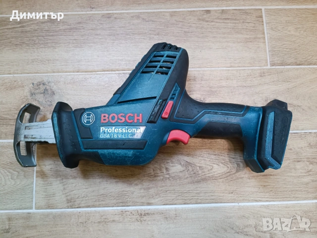 Bosch GSA 18V-LI C тяло на акумулаторен саблен трион