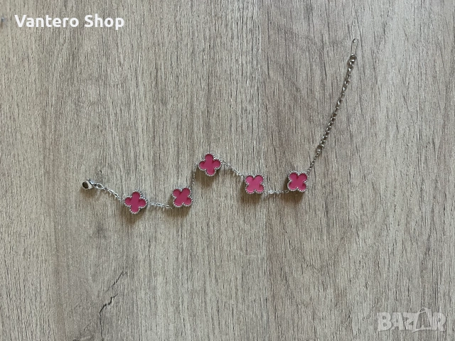 Дамска гривна Van Cleef, снимка 5 - Гривни - 55003835