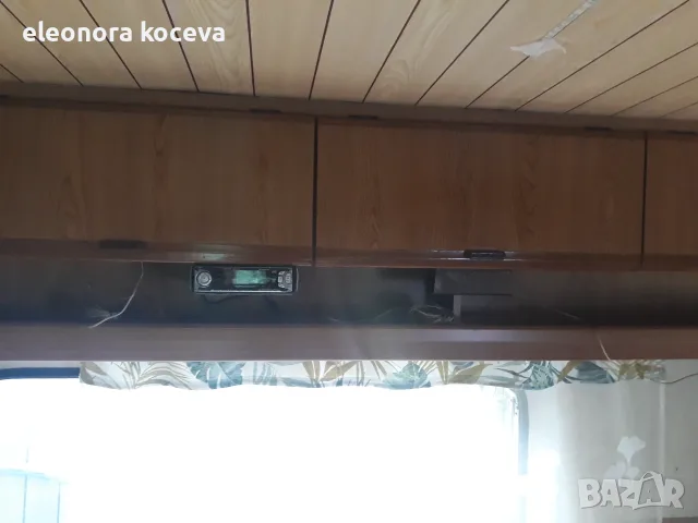 Продавам 4 метрова каравана, снимка 8 - Каравани и кемпери - 55411091