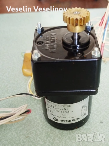НОВ двигател Oriental Motor (100V, 4W) с редуктор 30:1, снимка 2 - Електродвигатели - 54385568