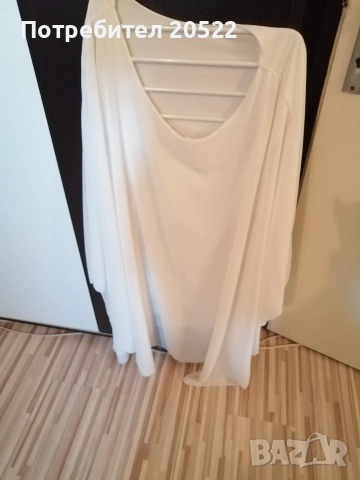 Дамски блузи. Пола, снимка 2 - Тениски - 55158880