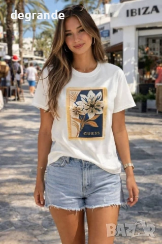 🎀Дамска Тениска Guess, снимка 2 - Тениски - 54015601