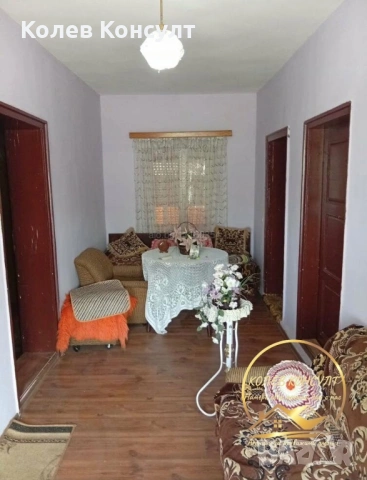 Едноетажна къща село Върбово, снимка 13 - Къщи - 54944480