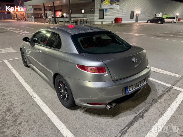 Alfa Romeo GT 1.9 JTD, снимка 5 - Автомобили и джипове - 54491412