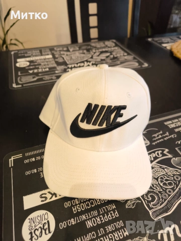 Спортна шапка NIKE Pro