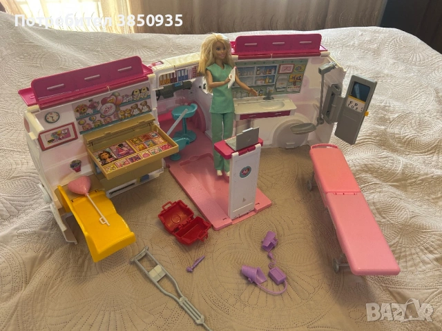 Линейка на Барби , снимка 3 - Играчки за стая - 54312534