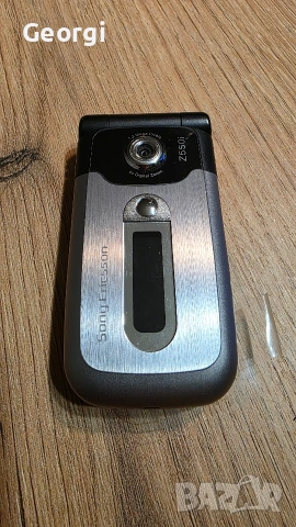 Sony Ericsson Z550i НОВ 