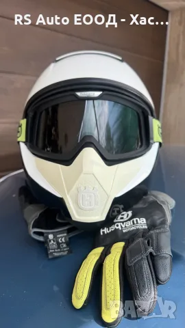 каска и ръкавици Husqvarna Svartpilen, снимка 2 - Спортна екипировка - 55683689