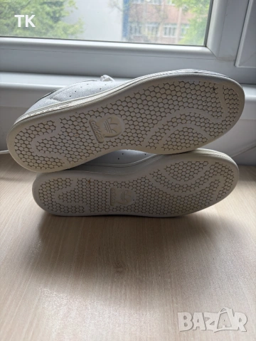 Продавам маратонки Adidas Stan Smith номер 41, снимка 7 - Маратонки - 54381538