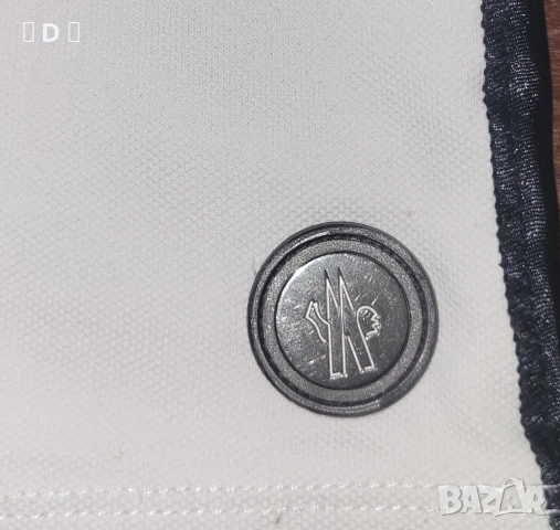 MONCLER бял потник- оригинал М, снимка 3 - Корсети, бюстиета, топове - 55240560