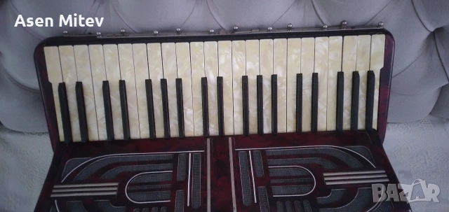 Продава се HOHNER Verdi ³C 250 evro Лично предаване тел за свръска 0898 238 109, снимка 3 - Колекции - 54902350