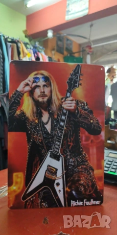 Richie Faulkner-метална табела (плакет), снимка 2 - Китари - 54495505