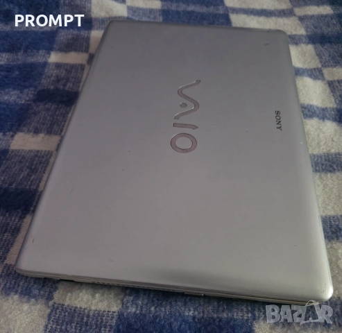 Sony VAIO 15.6" (8GB RAM / Оригинално зарядно) – Перфектно състояние, снимка 2 - Лаптопи за работа - 54997906