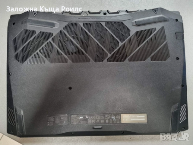Геймърски лаптоп Acer Predator Triton 500 (N18W3) + чанта, безжична мишка, клавиатура и охлаждаща по, снимка 8 - Лаптопи за работа - 54933907
