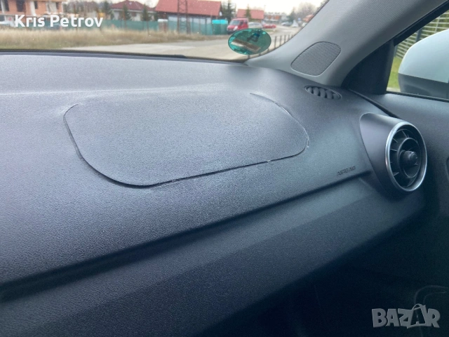 Audi A1 1.6 TDI, снимка 11 - Автомобили и джипове - 54161392