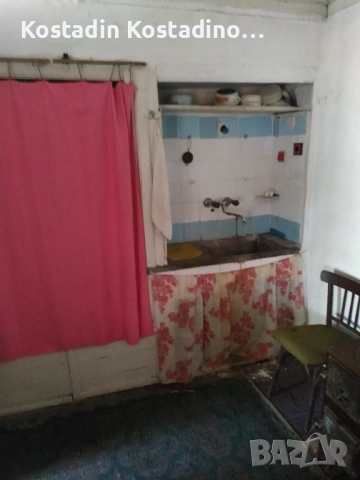 Продавам Къща с двор, снимка 3 - Къщи - 54614075
