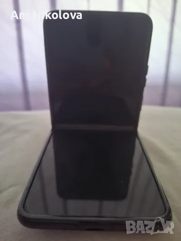 Motorola razr 40 , снимка 3 - Motorola - 55408585