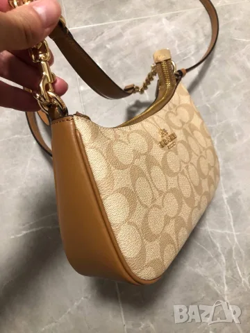 Coach Teri Shoulder Bag Signature Canvas – Chalk / Tan, снимка 2 - Чанти - 55416360
