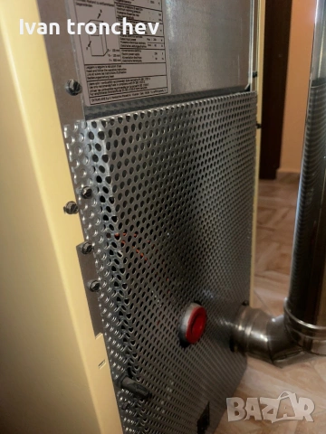 Пелетна печка, снимка 6 - Отоплителни печки - 54334960