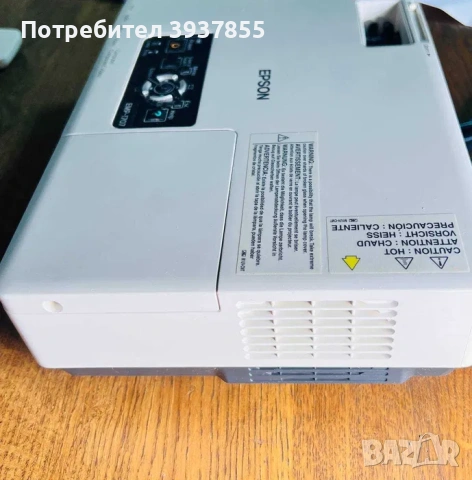 Проектор Epson Europe Projectors / EMP-1707, снимка 6 - Плейъри, домашно кино, прожектори - 54870590