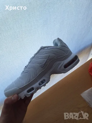 Обувки nike tn white 