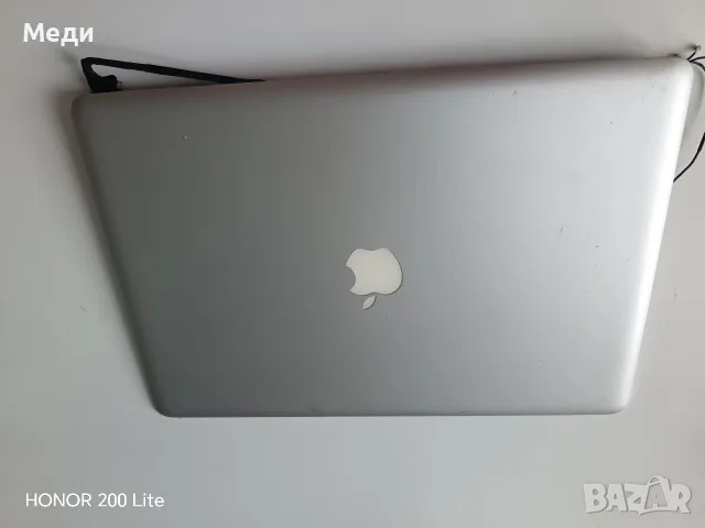здравейте продавам няколко Матрици различни по големина за Macbook pro и това от снимките , снимка 12 - Лаптопи за работа - 55332518