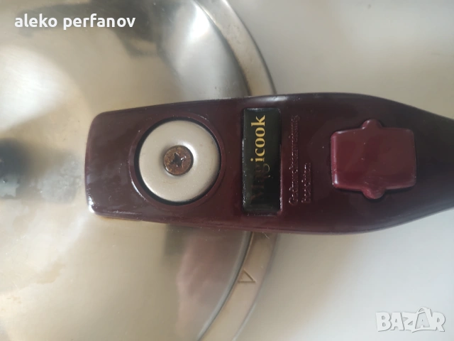 Тенджера под налягане , снимка 2 - Прибори за хранене, готвене и сервиране - 54243642