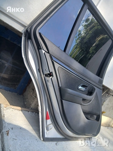 2 zadni I 2 predni vrati BMW525 2.5td 163 k.c 2003 fecelift M-paket Tourar kombi, снимка 2 - Части - 54990533