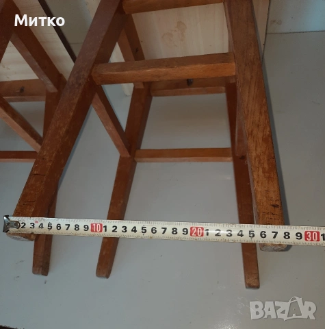 Дървени табуретки с четири крака, снимка 10 - Дивани и мека мебел - 54961423