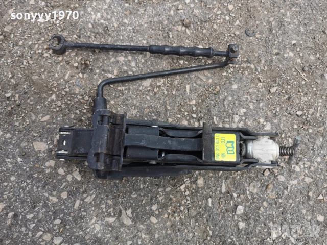 VOLKSWAGEN-КРИК С ВЪРТОК 3005261819H2E6R, снимка 12 - Аксесоари и консумативи - 54721744