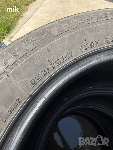 Гуми 235/60/17 Bridgestone, снимка 4 - Гуми и джанти - 55176100