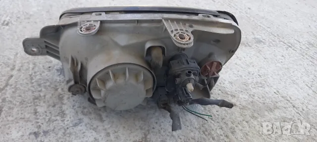 Десен фар Hyundai Santa Fe I, снимка 3 - Части - 55512880