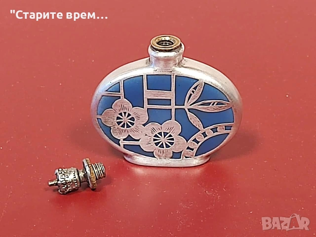 СТАРО  ШИШЕНЦЕ от ПАРФЮМ  ЕМАЙЛ, снимка 4 - Колекции - 54103686
