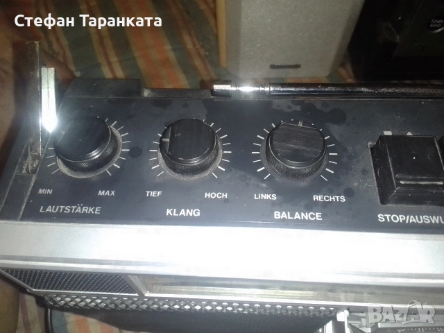радио касетофон работи си на радио , снимка 2 - Радиокасетофони, транзистори - 55272259