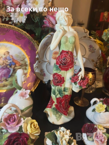 Old Tupton Ware England  Circa 1997 “ Царицата на розите” Код P2122, снимка 10 - Декорация за дома - 54159163