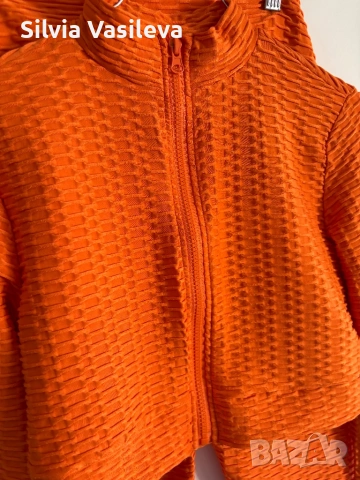 Дамски сет оранжев спортен, снимка 5 - Спортни екипи - 54319043