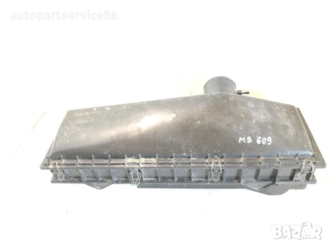 Кутия за въздушен филтър за Mercedes-Benz 609 / 709 4.0 (1986–1996) 0130948702 