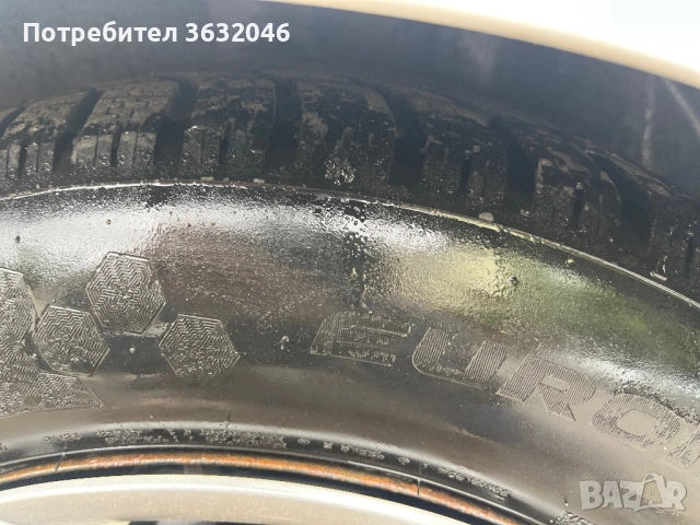 Зимни гуми с джанти за Хюндай и 30 15”, снимка 3 - Гуми и джанти - 54580473