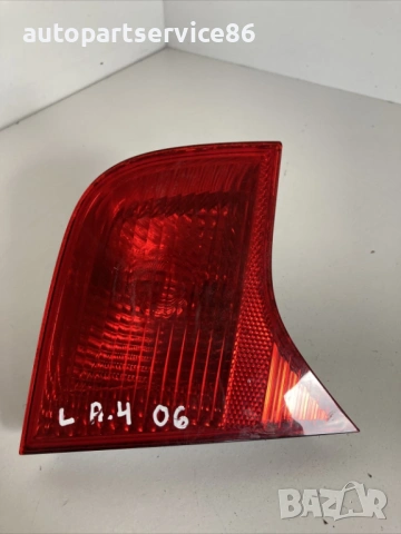 Заден вътрешен ляв стоп за Audi A4 2.0 TDI (2006) 965038-01