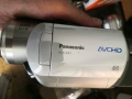 Видеокамера Panasonic hdc dx1, снимка 1