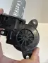 Мотор за стъклоповдигач на предна дясна врата за Mazda 3 2.2D (2015) 345C5858X OEM, снимка 2