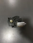 Мотор за стъкло предна дясна врата Bosch за Audi A4 (2000) 0130821786, снимка 2