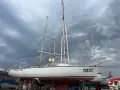 Ветроходна лодка със стапел, снимка 1