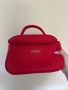 Козметичен несесер Guess, снимка 1