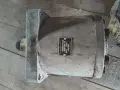 Маслена помпа нова за трактор и карбуратор за газ 63, снимка 1